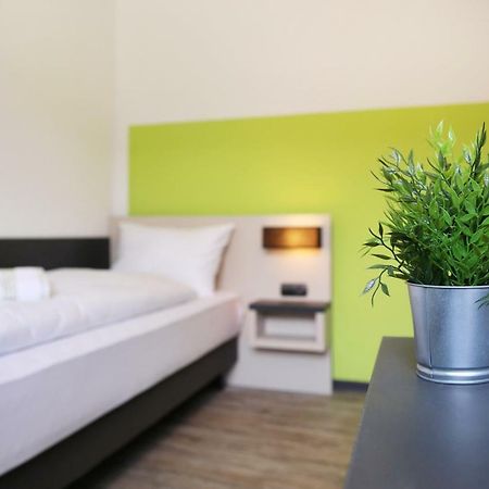 Bestprice Hotel Eschweiler Bagian luar foto